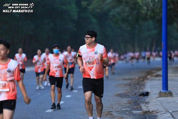 BINH DUONG NEW CITY HALF MARATHON 2024 - Ảnh #1750392