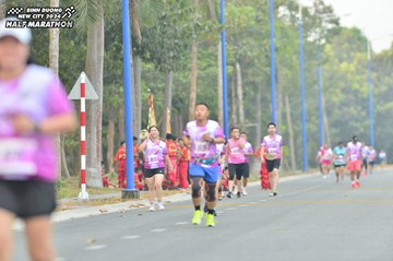 BINH DUONG NEW CITY HALF MARATHON 2024 - Ảnh #1750759