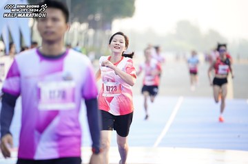 BINH DUONG NEW CITY HALF MARATHON 2024 - Ảnh #1757870