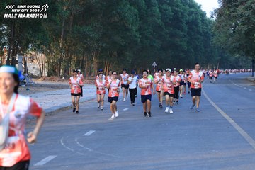BINH DUONG NEW CITY HALF MARATHON 2024 - Ảnh #1772145