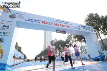 BINH DUONG NEW CITY HALF MARATHON 2024 - Ảnh #1821475