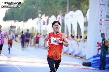 BINH DUONG NEW CITY HALF MARATHON 2024 - Ảnh #1762988