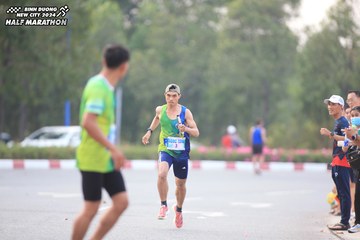 BINH DUONG NEW CITY HALF MARATHON 2024 - Ảnh #1736508
