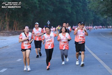 BINH DUONG NEW CITY HALF MARATHON 2024 - Ảnh #1750746
