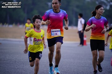 BINH DUONG NEW CITY HALF MARATHON 2024 - Ảnh #1725134