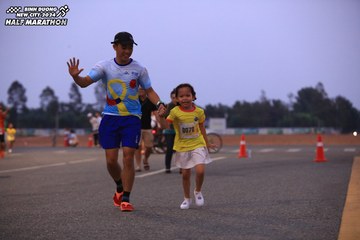 BINH DUONG NEW CITY HALF MARATHON 2024 - Ảnh #1728382