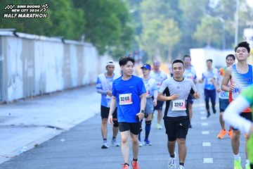 BINH DUONG NEW CITY HALF MARATHON 2024 - Ảnh #1770416