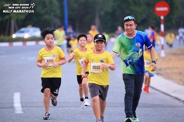 BINH DUONG NEW CITY HALF MARATHON 2024 - Ảnh #1726915