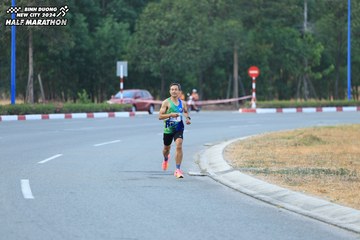 BINH DUONG NEW CITY HALF MARATHON 2024 - Ảnh #1735109