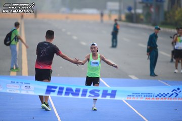 BINH DUONG NEW CITY HALF MARATHON 2024 - Ảnh #1738594