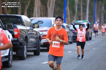 BINH DUONG NEW CITY HALF MARATHON 2024 - Ảnh #1756333