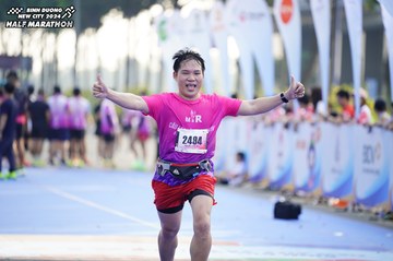 BINH DUONG NEW CITY HALF MARATHON 2024 - Ảnh #1768861