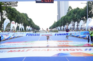 BINH DUONG NEW CITY HALF MARATHON 2024 - Ảnh #1770754