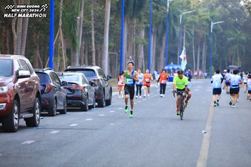 BINH DUONG NEW CITY HALF MARATHON 2024 - Ảnh #1755443