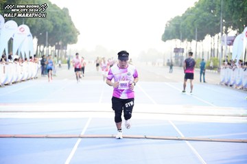 BINH DUONG NEW CITY HALF MARATHON 2024 - Ảnh #1758302