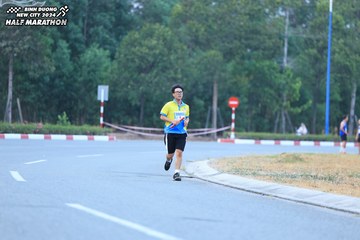 BINH DUONG NEW CITY HALF MARATHON 2024 - Ảnh #1735950