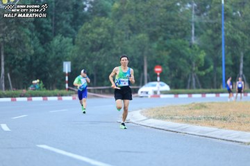 BINH DUONG NEW CITY HALF MARATHON 2024 - Ảnh #1735906