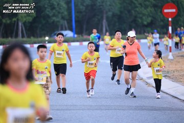 BINH DUONG NEW CITY HALF MARATHON 2024 - Ảnh #1726592