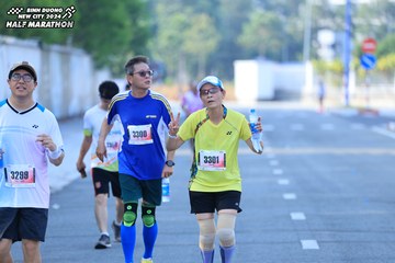 BINH DUONG NEW CITY HALF MARATHON 2024 - Ảnh #1770887