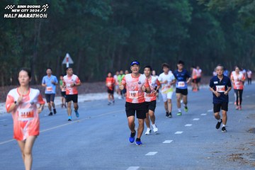 BINH DUONG NEW CITY HALF MARATHON 2024 - Ảnh #1750549
