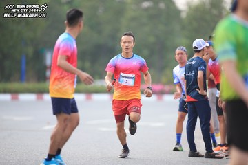 BINH DUONG NEW CITY HALF MARATHON 2024 - Ảnh #1736535