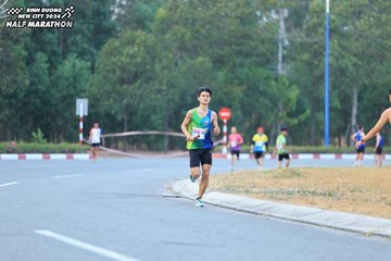 BINH DUONG NEW CITY HALF MARATHON 2024 - Ảnh #1735718