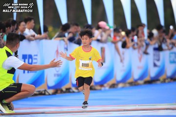 BINH DUONG NEW CITY HALF MARATHON 2024 - Ảnh #1728976