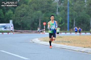 BINH DUONG NEW CITY HALF MARATHON 2024 - Ảnh #1735666