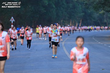BINH DUONG NEW CITY HALF MARATHON 2024 - Ảnh #1771844
