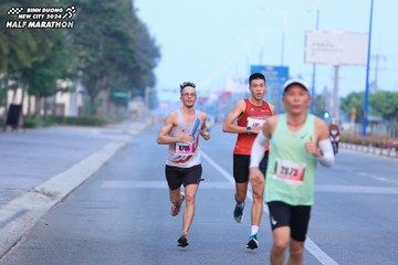 BINH DUONG NEW CITY HALF MARATHON 2024 - Ảnh #1765438