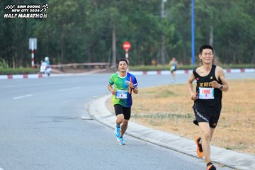 BINH DUONG NEW CITY HALF MARATHON 2024 - Ảnh #1735240