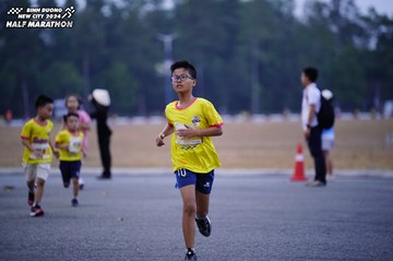 BINH DUONG NEW CITY HALF MARATHON 2024 - Ảnh #1725195