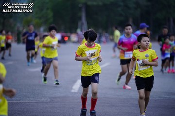 BINH DUONG NEW CITY HALF MARATHON 2024 - Ảnh #1724592