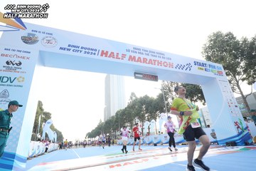 BINH DUONG NEW CITY HALF MARATHON 2024 - Ảnh #1822215