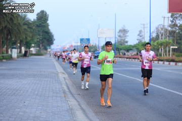 BINH DUONG NEW CITY HALF MARATHON 2024 - Ảnh #1771220