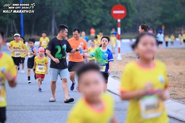 BINH DUONG NEW CITY HALF MARATHON 2024 - Ảnh #1726552