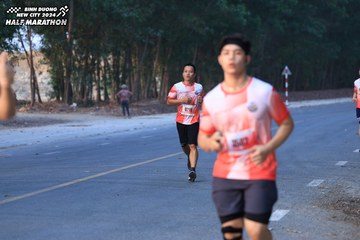 BINH DUONG NEW CITY HALF MARATHON 2024 - Ảnh #1750202