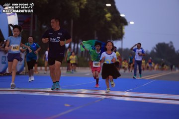 BINH DUONG NEW CITY HALF MARATHON 2024 - Ảnh #1729170