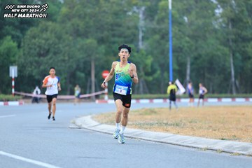 BINH DUONG NEW CITY HALF MARATHON 2024 - Ảnh #1735824
