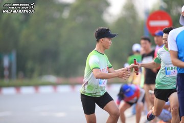 BINH DUONG NEW CITY HALF MARATHON 2024 - Ảnh #1736858