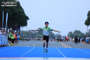 BINH DUONG NEW CITY HALF MARATHON 2024 - Ảnh #1737160