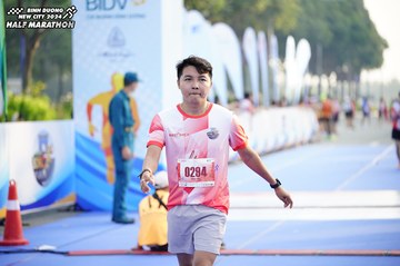 BINH DUONG NEW CITY HALF MARATHON 2024 - Ảnh #1762981