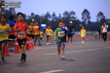 BINH DUONG NEW CITY HALF MARATHON 2024 - Ảnh #1728237