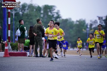 BINH DUONG NEW CITY HALF MARATHON 2024 - Ảnh #1725056