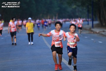 BINH DUONG NEW CITY HALF MARATHON 2024 - Ảnh #1772220