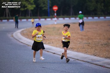 BINH DUONG NEW CITY HALF MARATHON 2024 - Ảnh #1726952