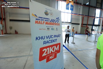 BINH DUONG NEW CITY HALF MARATHON 2024 - Ảnh #1723848