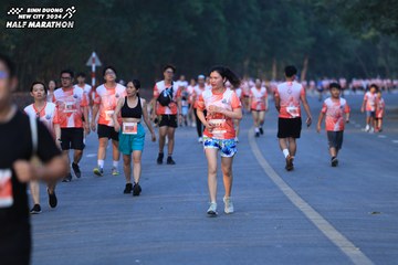 BINH DUONG NEW CITY HALF MARATHON 2024 - Ảnh #1772699