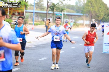 BINH DUONG NEW CITY HALF MARATHON 2024 - Ảnh #1755520