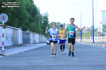 BINH DUONG NEW CITY HALF MARATHON 2024 - Ảnh #1767844